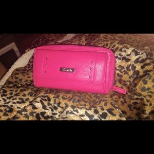 Steve Madden wallet like new